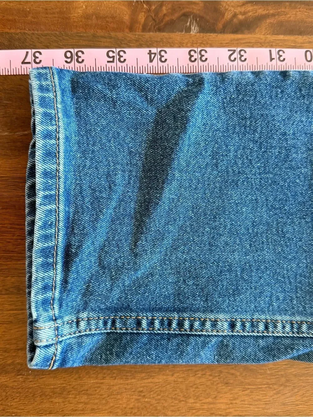 Levis straight leg